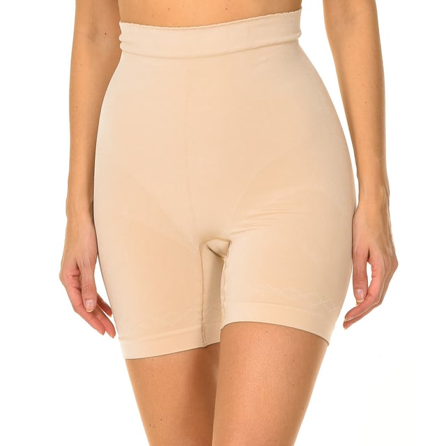 High-waisted, strong compression shaping shorts.
 Silicone on the waist for perfect adhesion and jacquard finishes.
 Lifts the buttocks, contains the belly and shapes the legs.
 Composition: 86% Polyamide, 14% Elastane
 Care:
Handwash.
 Do not use bleach.
 Do not use dryer.
 Do not iron.