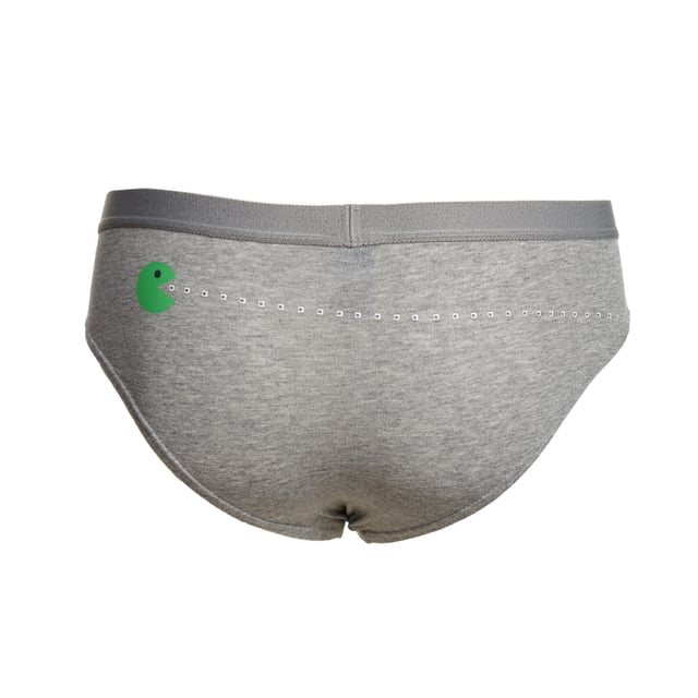 Pack de 2 slips para niño de Le Petit Garçon, diseñados para brindar comodidad, soporte y frescura durante todo el día.

Características:

- Tejido transpirable: Confeccionados con materiales de alta calidad que favorecen la circulación del aire, manteniendo la piel fresca y seca.
- Frontal anatómico: Ajuste cómodo y seguro que evita rozaduras, proporcionando libertad de movimiento para las actividades diarias.
- Cinturilla elástica: Incluye una cinturilla suave con el logo de la marca, ofreciendo un ajuste perfecto con un toque moderno.
- Diseño atractivo: Disponibles en colores y estampados variados que aportan diversión y estilo.

Una elección ideal para niños que buscan ropa interior cómoda y funcional con un diseño práctico y atractivo.
 Composición: 95% Algodón, 5% Elastano
 Cuidados:
- Lavar a temperatura máx. 30º.
- No usar lejía.
- No usar secadora.
- No planchar.
- No lavar en seco.