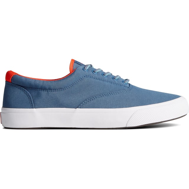 By utilizing SeaCycled RPET uppers, we've crafted a clank CVO sneaker that's easy on your feet and the environment. Pair it to khakis, denim, chino shorts and more.