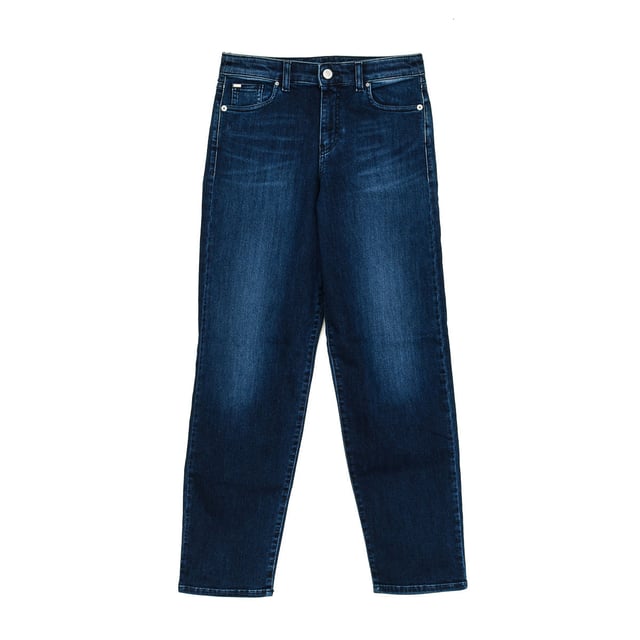 Long jeans.
 Color blue
 Belt with belt loops.
 Zip and button fastening on the front.
 Two front pockets and mini pocket.
 Two pockets on the back with the metallic logo and rhinestones.
 Spent effect.
 Stretch fabric.
 Matching visible seams.

 Composition:
 68% Cotton - 2% Elastane - 30% Polyamide.

 Washing instructions:
 - Wash maximum at 30ºC.
 - Iron at medium temperature, max. 110 ° C.
 - Allows you to use a dryer.
 - Do not use bleach.
 - It does not support dry cleaning.
 Composition: 98% Cotton, 2% Elastane
 Care:
Wash maximum at 30ºC.
 - Iron at medium temperature, max. 110ºC.
 - Allows you to use a dryer.
 - Do not use bleach.
 - Does not support dry cleaning.