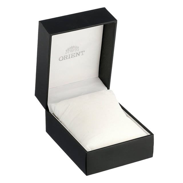 Orient Uhr RA-KB0004A10B Damen  
Geschlecht: Damen  
Hauptfarbe: Silber  
Uhrwerk: Quarz: Batterie  
Anzeigeformat: Analog  
Wasserdichtigkeit: 3 ATM  
Verschluss: Dornschließe  
Funktionen: Sonne und Mond  
Gehäusefarbe: Silber  
Gehäusematerial: Edelstahl  
Gehäusebreite: 34  
Gehäuselänge: 41  
Zifferblatt: Keine  
Armbanduhrfarbe: Blau  
Armbandmaterial: Leder  
Breite der Bandanschlüsse: 16  
Handgelenkumfang (max.): 195  
Lieferumfang: Uhrenbox  
Stil: Mode  
Gehäusehöhe: 7  
Glas: Mineralglas  
Anzeige-Farbe: Blau  
Gangreserve: Keine Automatik  
Lünette: keine  
Zusätze zur Uhr: Keine  
