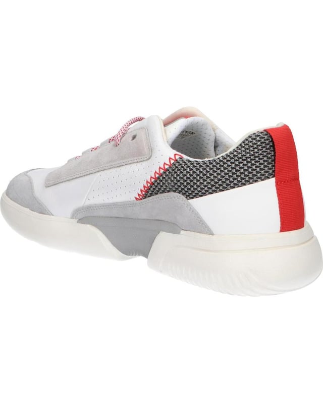 Durch die Schnürbindung bieten diese Schuhe eine ideale Passform an den Fuß, die Komfort beim Tragen den ganzen Tag über sichern, unabhängig vom Anlass.

Die runde Spitze verleiht ihnen ein klassisches, aber gleichzeitig modernes Aussehen, das sowohl mit legeren als auch mit eleganteren Styles perfekt harmoniert.

Die markenlogierte Sohle ist nicht nur ein Erkennungszeichen der Marke, sondern auch eine Garantie für Haltbarkeit und Qualität, was jeden Schritt sicher und stabil macht.

An den Seiten geprägte Markennamen unterstreichen subtil die Exklusivität des Produkts, verleihen ihm einen einzigartigen Charakter und heben es von anderen Modellen ab.

Hergestellt aus hochwertigem Naturleder und ökologischem Leder, sind diese Schuhe nicht nur stilvoll, sondern auch besonders haltbar und atmungsaktiv, was den ganzen Tag über Tragekomfort bietet.

Verpackt in einer Firmenbox, eignen sie sich perfekt als Geschenk, und die elegante Verpackung betont zusätzlich ihre Einzigartigkeit und Prestige.