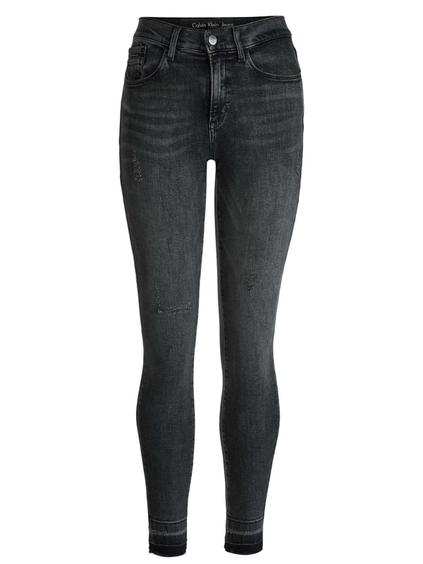 77% algodón, 17% modal, 4% poliéster, 2% elastano; Vaqueros Calvin Klein Jeans; Modelo: J20J205889916; Mano de obra de alta calidad; Flaco, de talle alto, elástico; estilo "5 bolsillos"; Cierre: botón, cremallera; hebillas de cinturon; Mirada destruida; Muy elástico, se adapta a la forma del cuerpo hasta 3 tallas; Detalles del logotipo de Calvin Klein Jeans