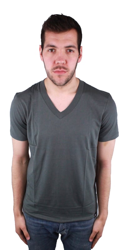 Emporio Armani 3Z1T77 0620 T-Shirt. Short Sleeved Grey T-Shirt. Logo On Front Bottom Left. 100% Cotton. Style: 3Z1T77 1JPZZ. Crew Neck