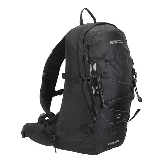 Hoogte: 48cm. Lengte: 30cm. Breedte: 23cm. Ontwerp: Logo, Tekst. Verstelbare borstriem, Airflow rugsysteem, Bungee riemen, Compressie riemen, Afneembare regenhoes, Hydration Bladder compatibel, Gewatteerde heupgordel, Wandelstokhouders. Compartimenten: Flessenhouder, Bodemcompartiment, Meerdere Compartimenten. Capaciteit: 20L. Let op: drinkblaas niet inbegrepen.