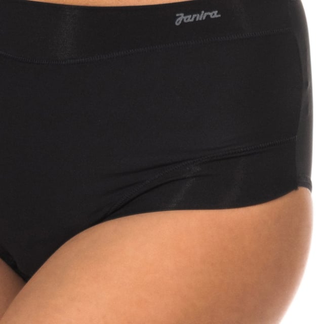 Panties Janira
 High waist.
 Elastic waistband.
 Brand detail printed on the upper side.
 Perfect Day Micro is a new line of panties that combines maximum comfort with the best quality. It is made of the latest generation microfiber, a fabric that offers perfect adaptability thanks to its great elasticity.
 Inner lining.
 Seams seen in tone.
 Composition: 82% Polyamide, 12% Elastane, 6% Cotton
 Care:
- Wash at a maximum temperature of 30º.
 - Do not use bleach.
 - Do not use dryer.
 - Do not iron.
 - Do not dry clean.