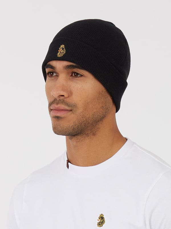 For cosy wear that that still looks cool, this beanie hat from LUKE is the perfect accessory. It features a classic turned up brim, complete with the brand’s iconic lion head embroidery.