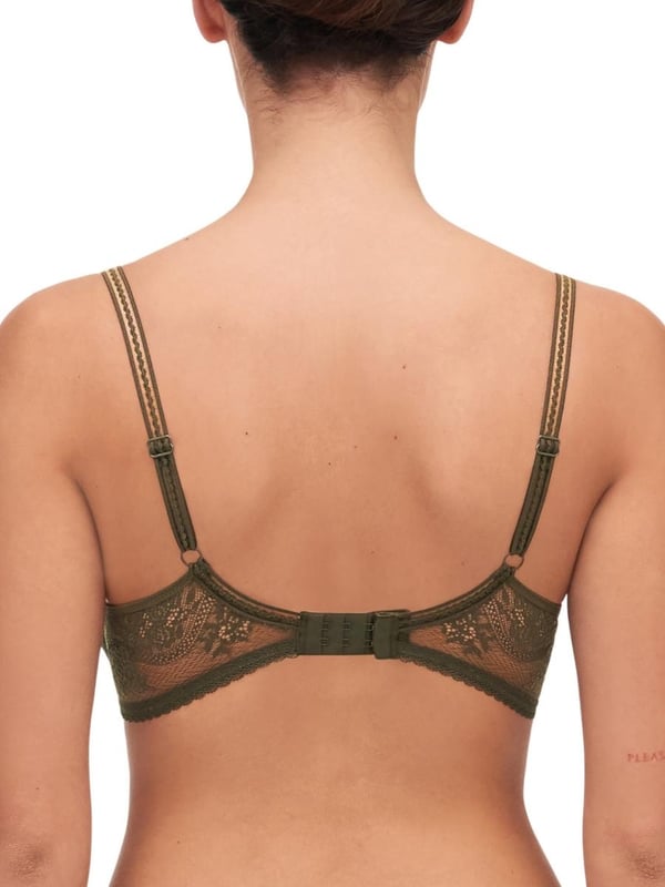 Passionata Maddie Half Cup Memory Bra. With memory foam cups, lace inlay and striped tulle. The product is recommended hand-wash only..