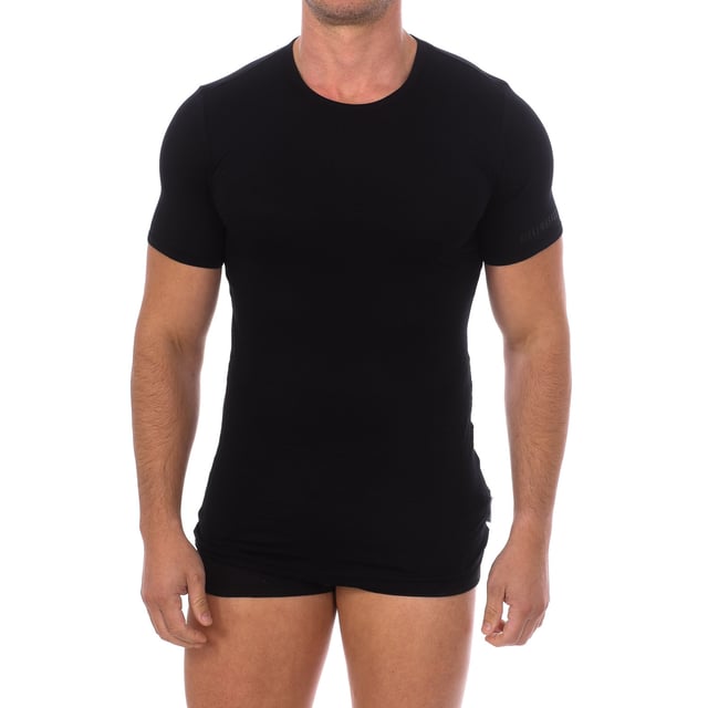 Bikkembergs short sleeve t-shirt.
 Round neckline with ribbed finish.
 Brand logo on the sleeve.
 Comfortable and breathable fabric.
 Seams seen in tone.
 Composition: 95% Viscose, 5% Elastane
 Care:
Wash at maximum temperature 30º.
 -Do not use bleach.
 -Do not dry clean.
 -Allows the use of an iron.