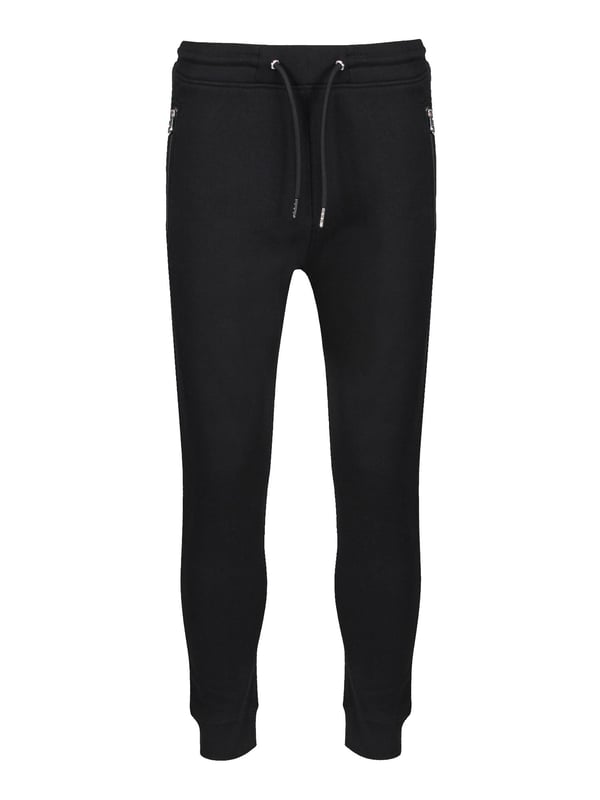 The wardrobe essential jogger from LUKE are cut from a cotton fleece back ensuring warmth during the cooler months. They feature handy side entry zip pockets, a draw cord waistband and rib cuffs. They are complete with the brand's iconic lion head embroidery on the left leg.