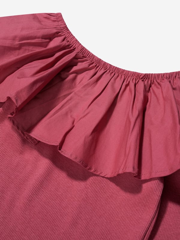 Introducing Girls Long Sleeve T-Shirt in Pink by Molo, an essential addition for your girls' wardrobe. Key features:  Stylish: This shirt blends elegance and sophistication, ideal for any occasion your little angel attends. Quality Material: Crafted from superior fabric, it promises durability and longevity. Comfort: Engineered for comfort, it ensures your child feels Cosy all day long. Design: Its lovely pink shade coupled with its chic design makes it a statement piece in your child's wardrobe.Enrich your girl's collection with this exclusive piece by Molo. Let her stand out fashionably!