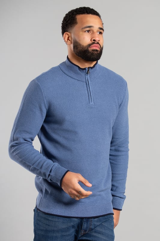 Stay stylish and comfortable in this Kensington Eastside 1/4 zip, honeycomb knit jumper. Made from 100% cotton, this jumper is the perfect addition to your wardrobe. Featuring a classic design and high-quality construction, it's the perfect choice for any casual occasion. Machine washable for easy care.