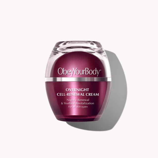 Verbeter de cellulaire regeneratie 's nachts met de beste antirimpelnacht, verrijkt met speciale peptiden om de nachtelijke vernieuwing te stimuleren voor een stevigere, jonger uitziende huid. 50 ml