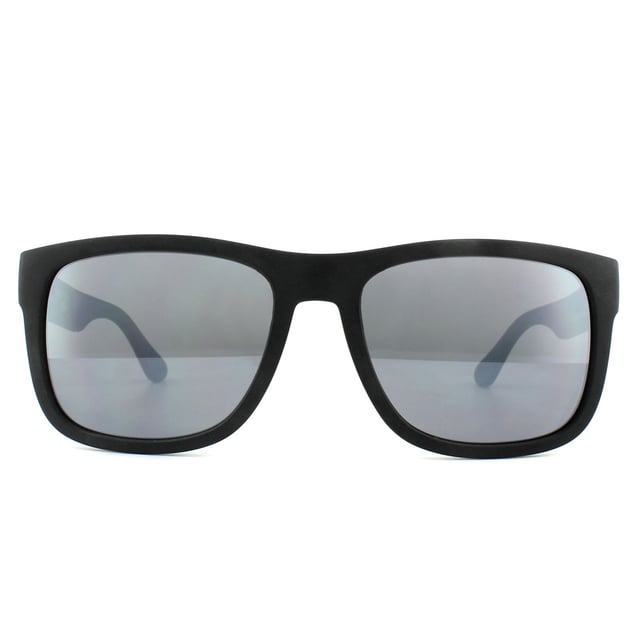 Las gafas de sol Tommy Hilfiger TH 1556/S D51 T4 Negro Gris Espejo tienen una forma rectangular simple con un diseño minimalista en una forma clásica. Los colores de Tommy Hilfiger aparecen en las varillas para un acabado de color elegante.