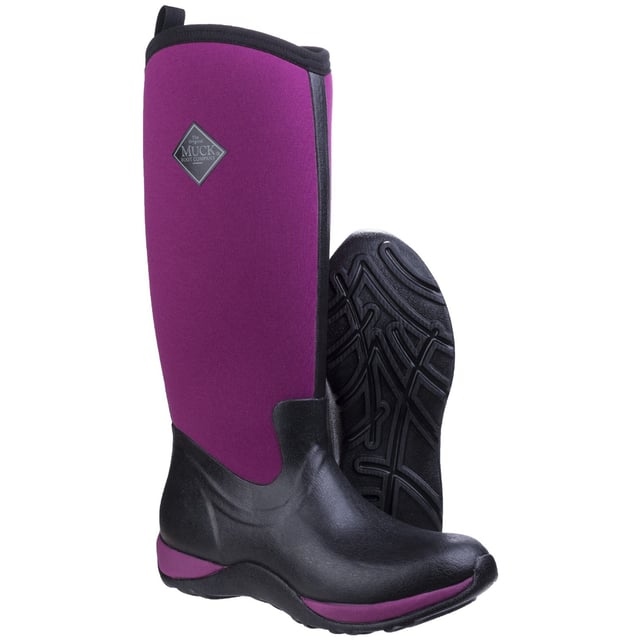 The Arctic Adventure is soft, supple and slimming. Rated to minus 30 degrees, they are warm enough for the coldest winter day. The boots use a true womens last to create an excellent fit that looks and feels great.