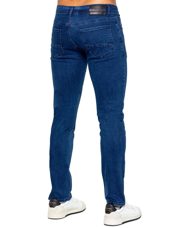 Eto Herren Jeans mit geradem Bein. Ausgestattet mit einem 5-Taschen-Design. Einfach und bequem zu tragen. Markenknöpfe und Nieten. Ideal für Casual oder Arbeitskleidung.