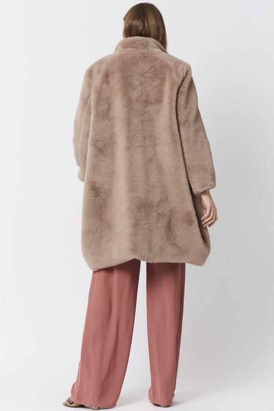 Faux fur coat outlet size 18