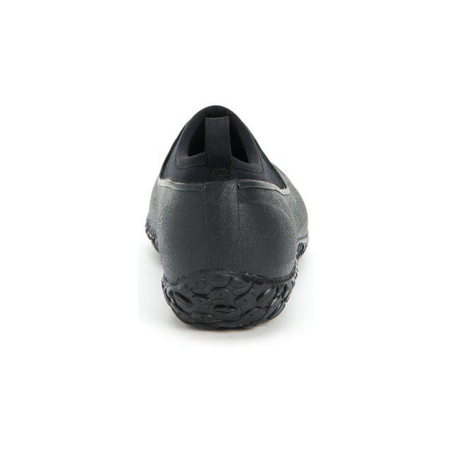 Muck Boots Muckster II Low Rubber Black Wellies Shoes The gardening shoe that started it all now comes in a true women's last offering an even greater fit for all day comfort. Whether you're in the garden, running errands, or walking the dog, you'll enjoy these shoes.