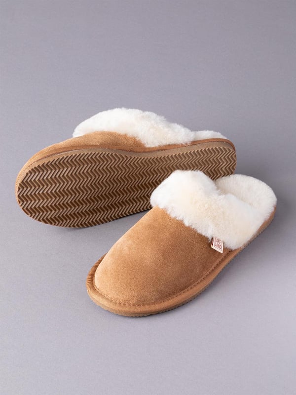 Ladies' Sheepskin Slider Slippers in Tan