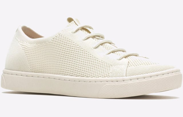 Perfect voor dagelijks gebruik, de goede sneaker heeft een vakkundig vervaardigde inlegzool van hoogwaardig polyurethaan schuim met hoge veerkracht, wat zorgt voor extreme demping en energieteruggave.