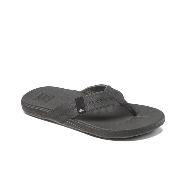 Our bestselling Phantom flip flop, built for the beach, gets a revamped cushion footbed, with REEF’s signature high energy rebound footbed for more cushioning in every step. Also with heel cupping and a high density rubber outsole.