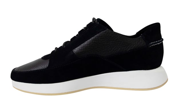 Clarks Originals Kiowa Pace Womens Black Trainers