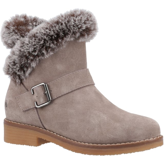 Hush Puppies Hannah Suede Women's Taupe Boots A stylish comfy and warm choice for colder days, the Hannah boot features our WorryFree water resistant upper, a memory foam interior and cosy fleece lining, with it's faux fur details and classic style you'll look great whilst staying cosy all day