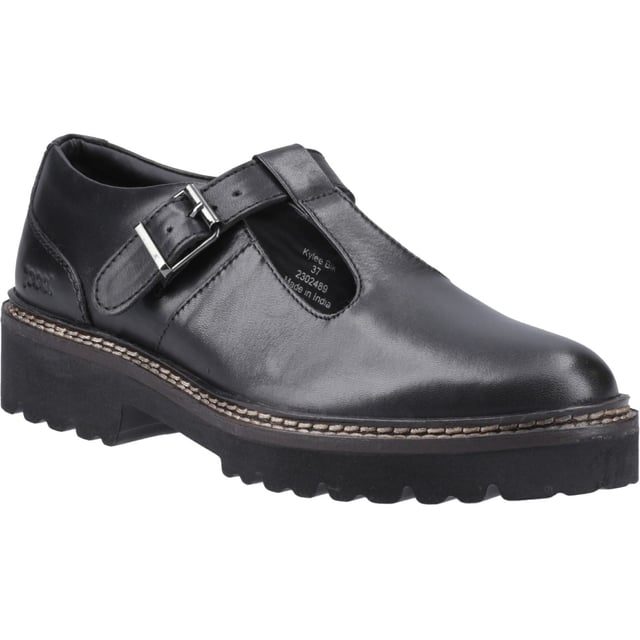 Designed in a premium leather, the KYLEE t-bar features a subtle Pod branding and sleek stitching details. The chunky sole gives an added edge to an otherwise classic style. The style is finished with contrast stitching and tonal metal hardware.