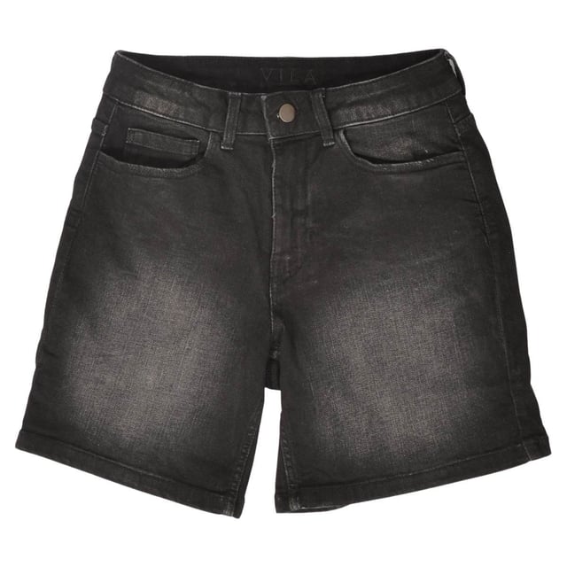 A must-have for every summer wardrobe: denim shorts with adjustable roll-up hems made from cotton with a cool washed finish.
Fit: Classic, Sizing: As expected