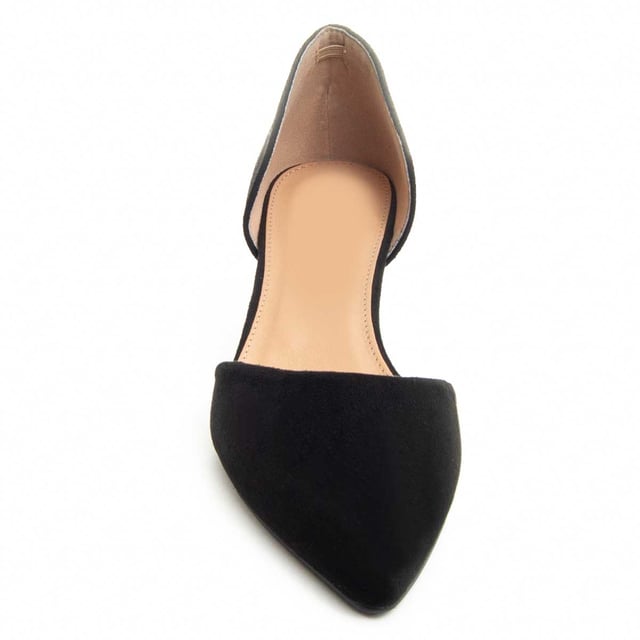 Dames hoge hakken. Comfortabele pasvorm. Gevoerde inlegzool. Antislip zool. Versterkte stiksels. Gemaakt door andere merken voor ons merk. Bij benadering: 5 cm hak.