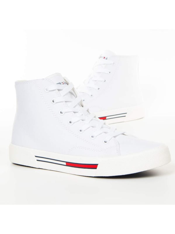 Basket Tommy Jeans Mc Wmns Femme Weiß Textil. Authentischer Schuh der Marke Tommy Jeans - Streetwear/Sportswear-Design von Tommy Jeans - Tommy Jeans für Damen, perfekt für den Alltag - Basket Tommy Jeans in der Farbe Weiß lässt sich hervorragend mit dem Rest Ihrer Garderobe kombinieren - bequeme Textilmaterial - klassische Schnürsenkel - Mc Wmns - Synthetik