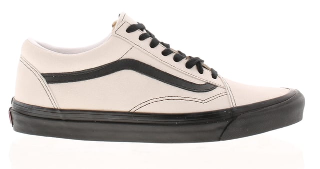 Vans Womens Pumps Plimsols UA Old Skool 36 DX Leather Lace Up white
