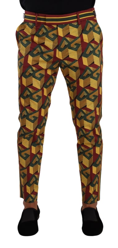 100% Authentic Dolce & Gabbana tapered pants
  All-over logo print
  Crafted from cotton
  Zipper and button closure
  Slim fit
  Multicolor DG Mania design
  Logo details
  Made in Italy
  Material composition: 97% Cotton 3% Elastane
Material: 97% Cotton 3% Elastane