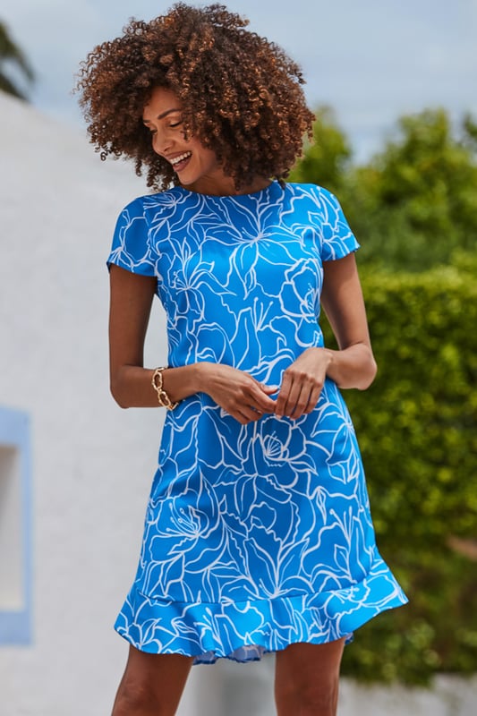 Your wardrobe will always have room for one more dress
Chic shift shape drapes softly over the body
Ruffle trim, because the details make the dress
Florals you won't find anywhere else
Dress it down with flats and a denim jacket
Elevate it with wedges or barely-there heels