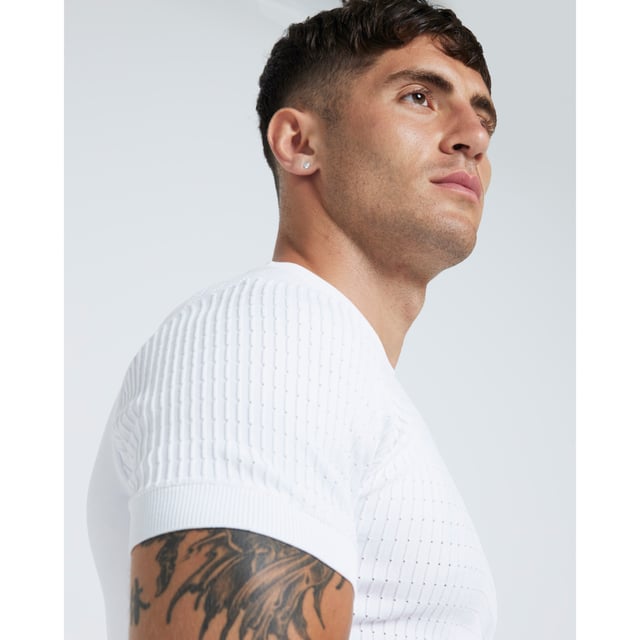 Muscle fit, Knit Ribbed fabric, Crew neckline, Short sleeves
