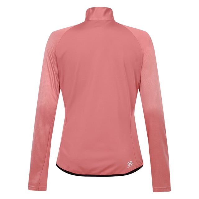 The Dare 2b Elation III Core Stretch, crafted from recycled brushed-back stretch fabric with lightweight marl panels, blends comfort with functionality. Stay fresh with the chemical-free anti-bacterial odour control treatment. Enjoy your outdoor activities with peace of mind, thanks to the UV Protection (UPF) of 50+. The two lower zip pockets offer secure storage for your essentials. Complete with stretch binding to the hem, the long-sleeved women's ski top ensures a secure and comfortable fit for your adventures.