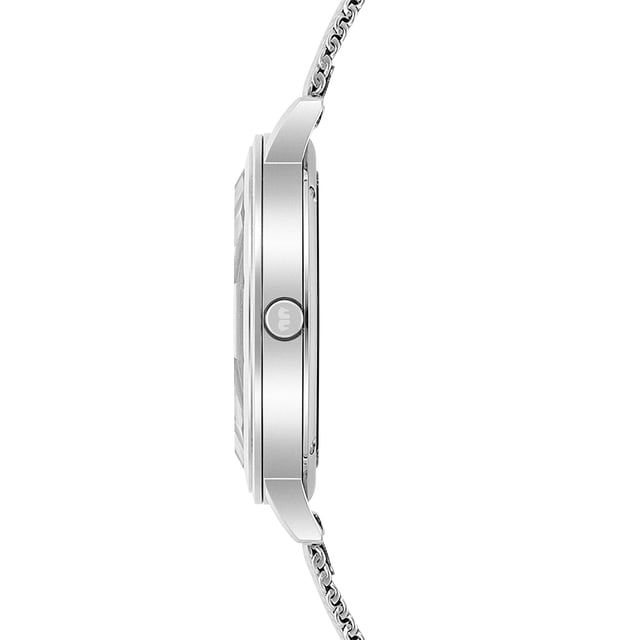 Are you looking for a special watch? Then this women's model from Rhodenwald & Sons is a good choice: Functional design combines with a contemporary interpretation of the skeleton-maker traditional watchmaker art creates an expressive accessory. A hint of skin shimmers between the dial and the bezel, sophisticated by stylized barnice, decorated with crystals from Swarovski®. A dial with Sunray cut and Dauphine Zeherer reflects the sunlight. The robust stainless steel housing and a perfectly coordinated stainless steel bracelet in Milanane-optics with sliding caps ensure the best suitability for everyday use.