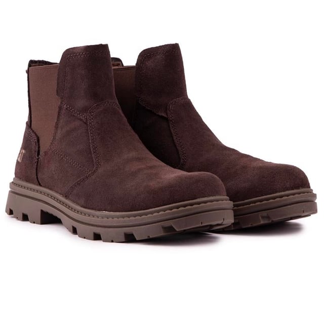 Los botines Practitioner de Caterpillar se adaptan fácilmente a tu día y a tu noche. ya sea que estés caminando por el bosque. trabajando el piso. o pasear por los atractivos de la ciudad. Las botas Chelsea cuentan con una parte superior de cuero de alta calidad y refuerzos elásticos. ofreciendo más estabilidad. La construcción Strobel y la suela exterior resistente están hechas para durar. mientras que su forro suave y su plantilla de espuma garantizan una sensación de comodidad en cada paso. Esta es tu bota de todos los días que usarás en los años venideros.