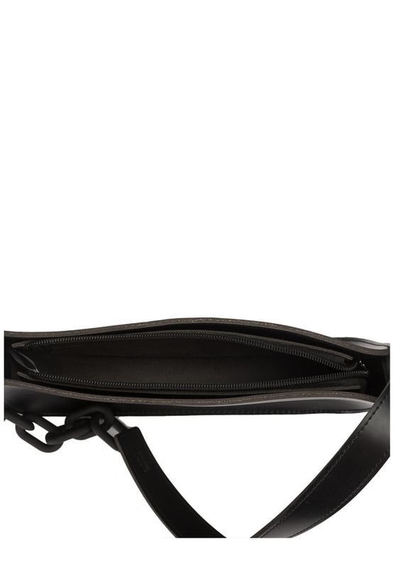An urban twist on the classic shoulder bag, introducing your new wardrobe staple! This minimalistic classic take on the 90’s statement piece features a shoulder strap that’s half PU leather and half a chunky chain to give this contemporary design a subtle hint of attitude while keeping your comfort in mind. Features: , CLAUDIA CANOVA debossed logo, Zip top fastening, Shoulder strap with chunky chain detailing, Inner slip and zip pockets Style Ref: 84679 BLACK