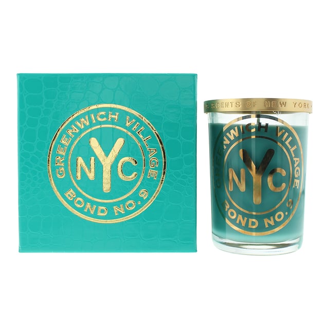 Greenwich Village, launched in 2019, is an oriental floral fragrance for both men and women by Bond No. 9. Perfect for Spring and Summer, this Fragrance is mostly worn through the day and into the evening. This fragrance contains top notes of Cassis, Litchi and Mandarin Orange. Middle notes of this fragrance are Jasmine, Peony and waterlily with base notes of Ambroxan, Musk, Oak Moss, Praline and Vanilla. This is a great addition to this fragrance range so you can fill your home with your favourite scent.