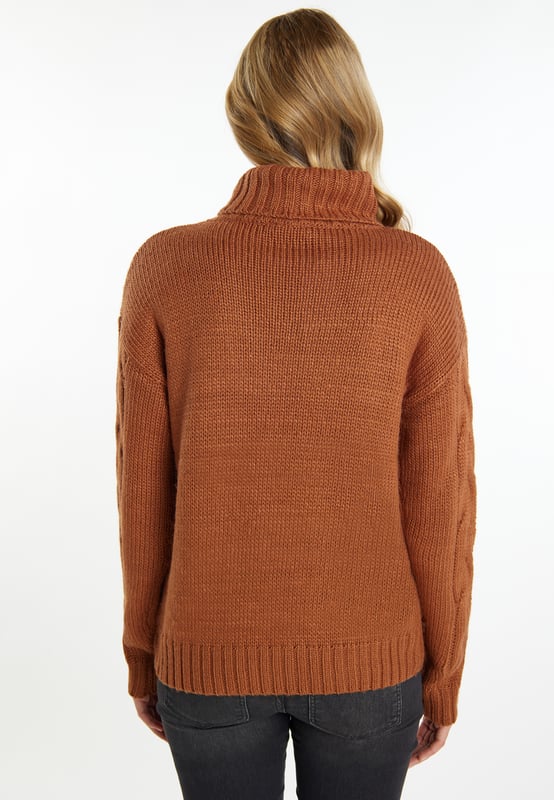 Gezellige coltruien zijn favoriet tijdens de wintermaanden. Dit slanke model van myMo is gemaakt van een zacht garen en voorzien van een all-over kabelpatroon. De overgesneden schouders zorgen voor een zekere nonchalance, terwijl de geribde manchetten het ontwerp compleet maken.  Gebreide trui
