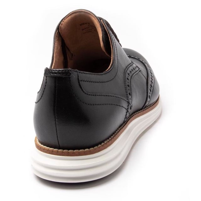 The Original Grand Wingtip Brogue Oxford From Cole Haan. Crafted In Buttery Leather And Finished With Brogue Accents, This Progressive Design Cushions Proprietary Grand.os Innovation For Ultimate Walkability. Comes With An Eva Midsole With Rubber Outsole To Complete.