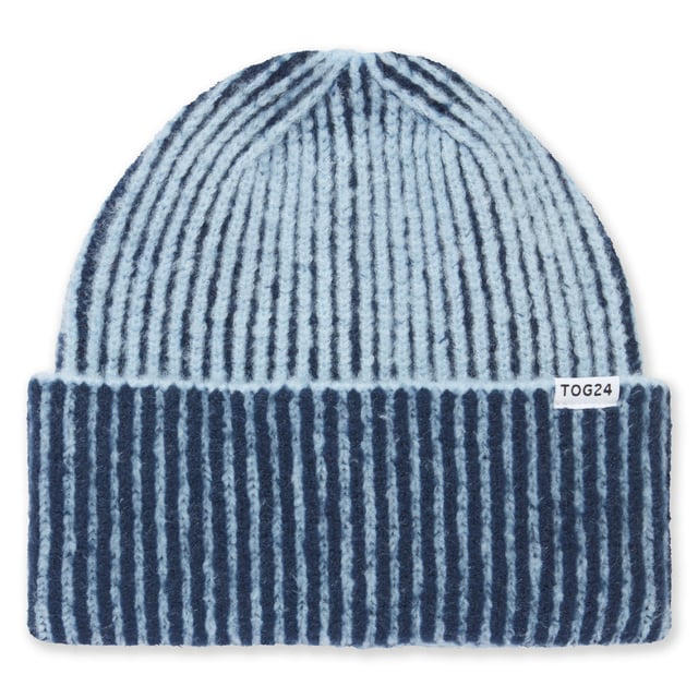 For those really chilly days spent outside, make sure you keep warm and protected with our Kiryan knitted beanie hat. Featuring a two-colour rib pattern and TOG24 logo on the rib turn up that also keeps your ears really warm, Kiryan is an ultra-cool beanie that looks great paired with your winter casuals and will always keep your head warm.