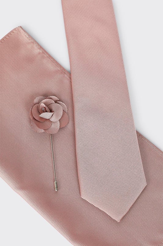 Complete the look with our collection of suit accessories. From classic bow ties, to lapel pins to braces and cuff links we've got everything you need to take suiting to the next level.Style: Wedding Plain Tie Set With Matching Lapel PinLength: Approx. 144cmFit: SlimIdeal for: OccasionDesign: 3 Piece Set