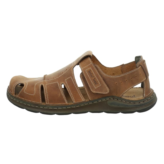 Estos zapatos están fabricados piel de vaca especialmente robusta, por lo que son muy duraderas. La práctica cremallera sirve para una sujeción firme en las sandalias. El método de fabricación esencial para nuestros zapatos es el tradicional cosido a mano. Maverick 01 ofrece a los pies un ajuste extra gracias a la anchura G. Vayas a donde vayas, este modelo Maverick 01 te acompañará en las buenas y en las malas todo momento.