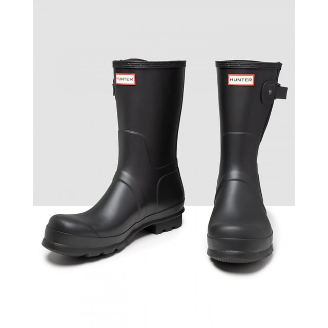 Hunter side clearance adjustable boots
