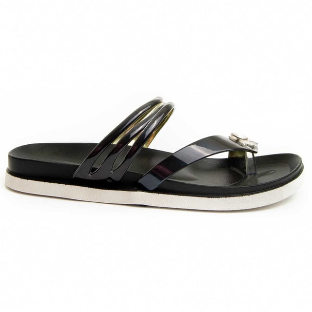 Casual sandaal voor dames. Comfortabele pasvorm. Versterkte stiksels. Gemaakt met materialen van andere merken voor ons merk.
