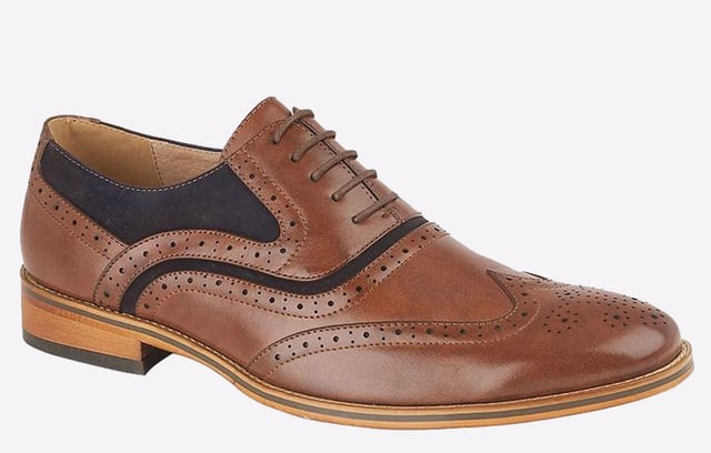 The Framlington brogue shoes are designed to keep you looking sharp and sophistocated at all times whilst being matched with a suit and a pair of jeans
- Synthetic upper
- Lace closure
- Comfort footbed
- Raised Heel
- Durable rubber outsole