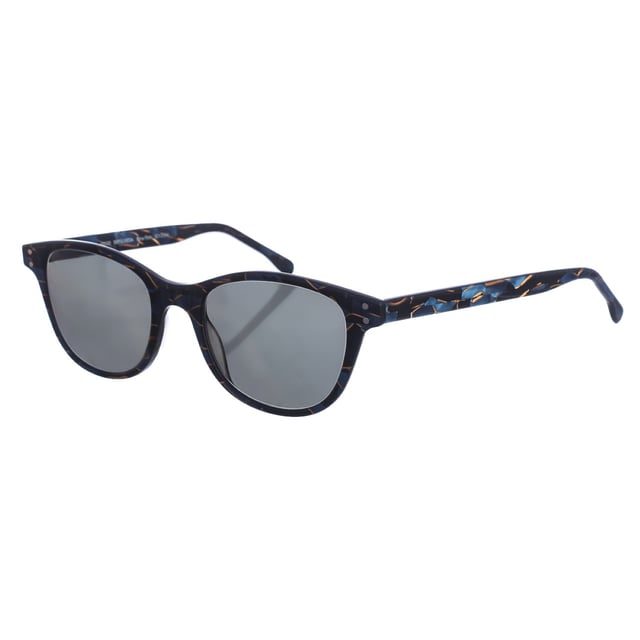 Sepulveda sunglasses.
 Zen sunglasses with acetate frame.
 Square shape.
 Acetate temples.
 100% UV Protection.
 Includes a neutral fabric cover.
 Measures: Lens height: 47 mm
 Lens width: 50 mm.
 Bridge: 20 mm.
 Temples: 145 mm.
 Composition: Acetate
 Care:
Cleaning and maintenance:
 -Clean the glasses with soap and water (neutral).
 - Do not use dirty or abrasive cloths, which may alter the characteristics of the filters.
 - Use only original accessories and spare parts.
