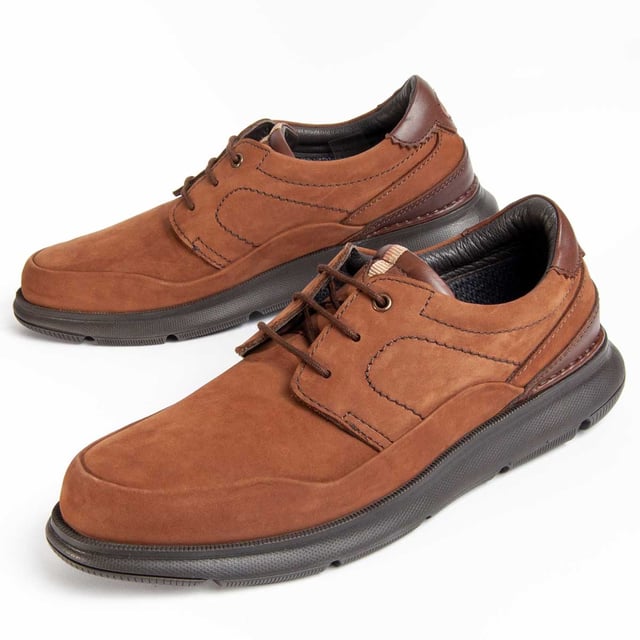 Garantía Purapiel, 10 años de garantía. Zapato de cordones para hombre. Fabricado en cuero 100% natural libre de Cromo VI. Materiales de máxima calidad. Suela de goma antideslizante. Membrana Waterproof. Plantilla acolchada. Fabricado por otras marca para nuestra marca.